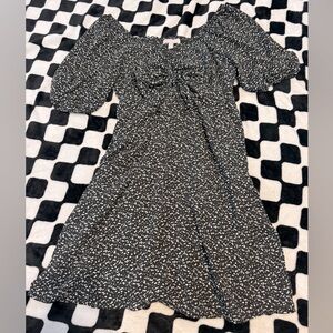 Chelsea 28 Medium Dress